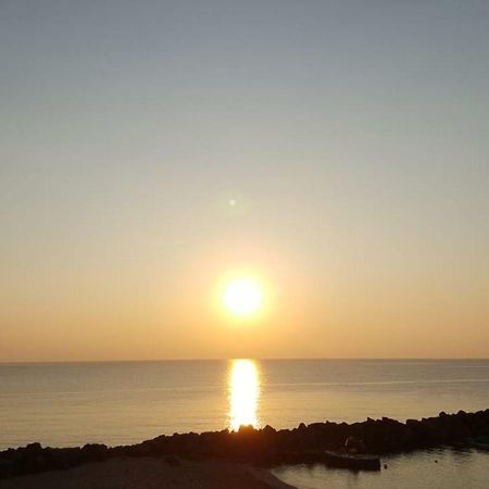 Teddu B&B Giardini-Naxos Kültér fotó